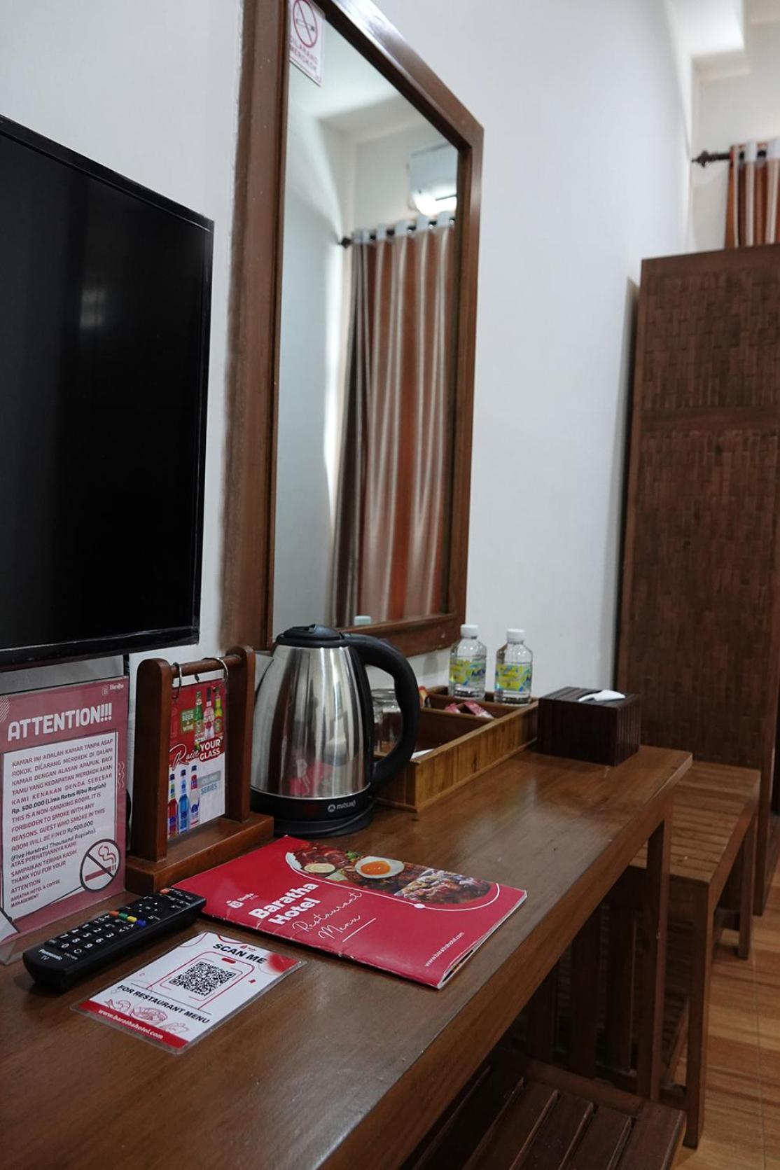 Baratha Hotel & Resto Bondowoso Εξωτερικό φωτογραφία