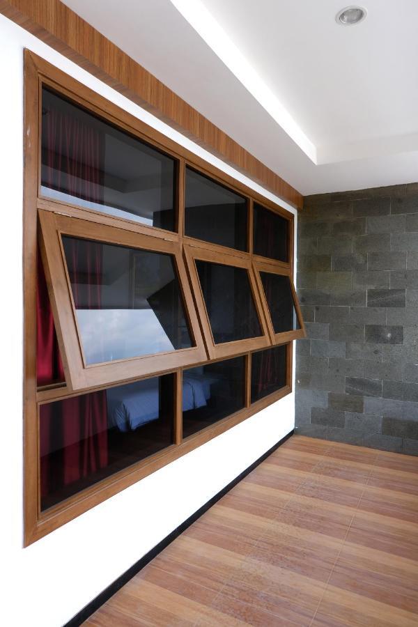 Baratha Hotel & Resto Bondowoso Εξωτερικό φωτογραφία