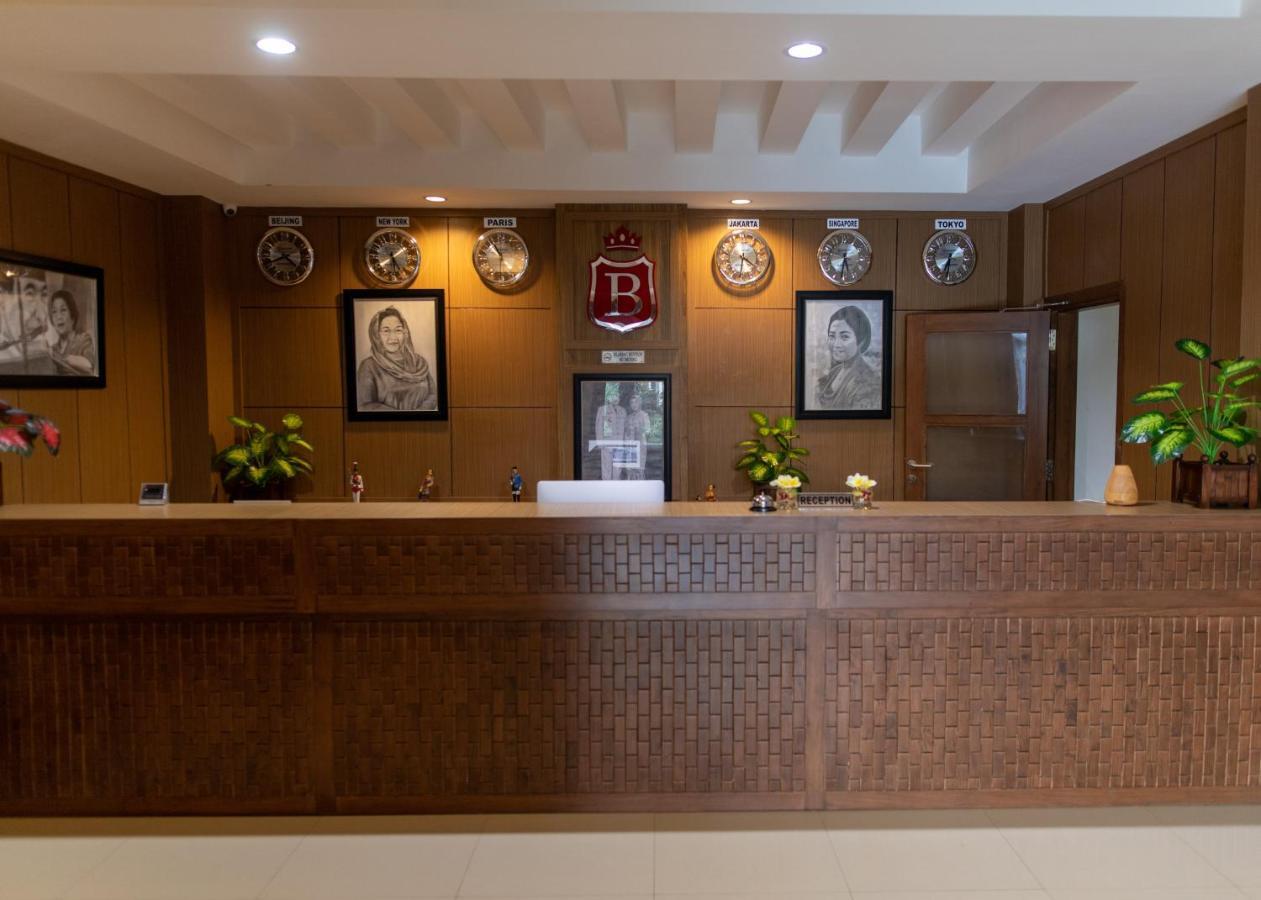 Baratha Hotel & Resto Bondowoso Εξωτερικό φωτογραφία
