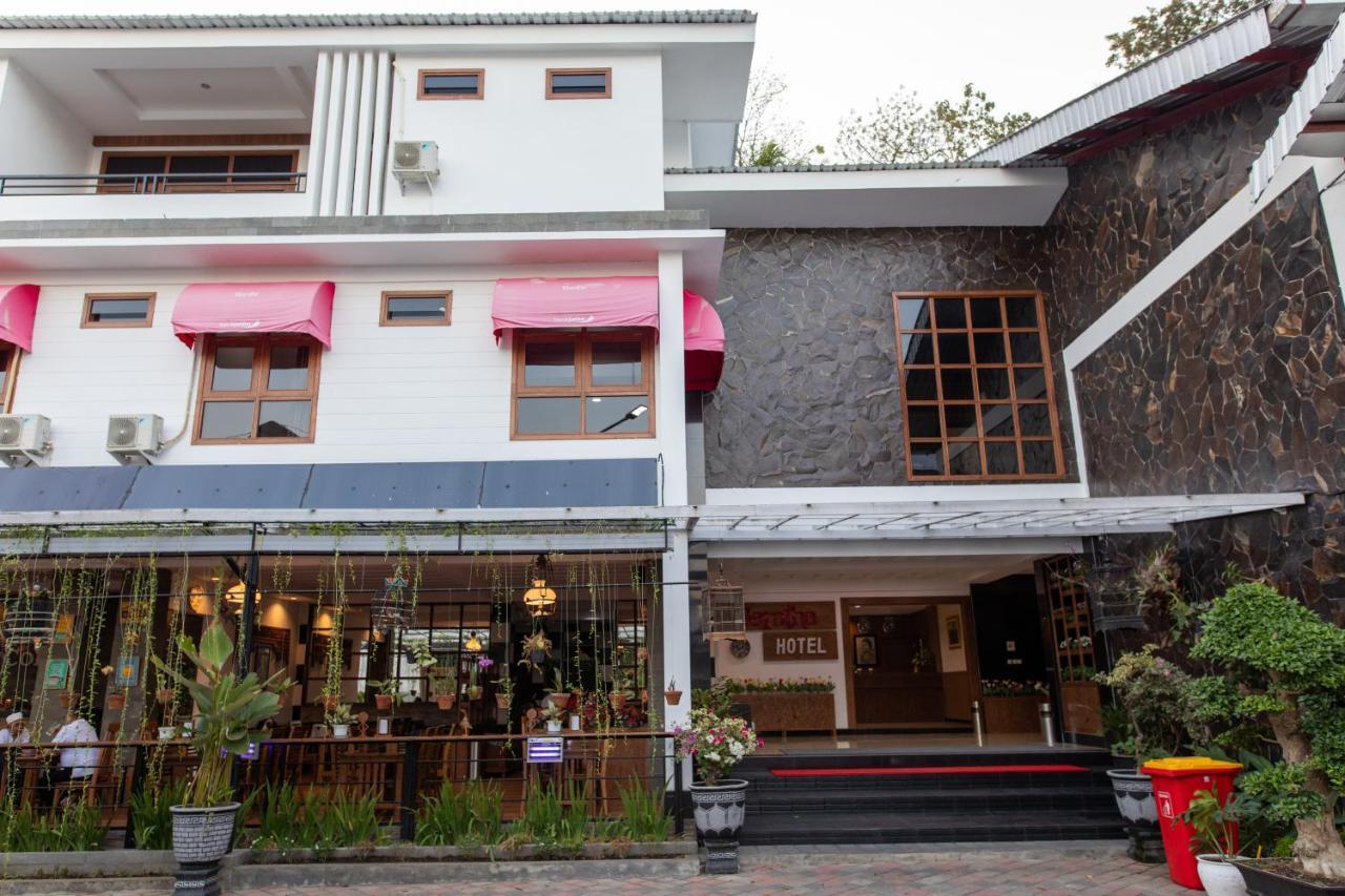 Baratha Hotel & Resto Bondowoso Εξωτερικό φωτογραφία