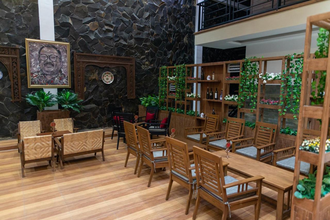 Baratha Hotel & Resto Bondowoso Εξωτερικό φωτογραφία