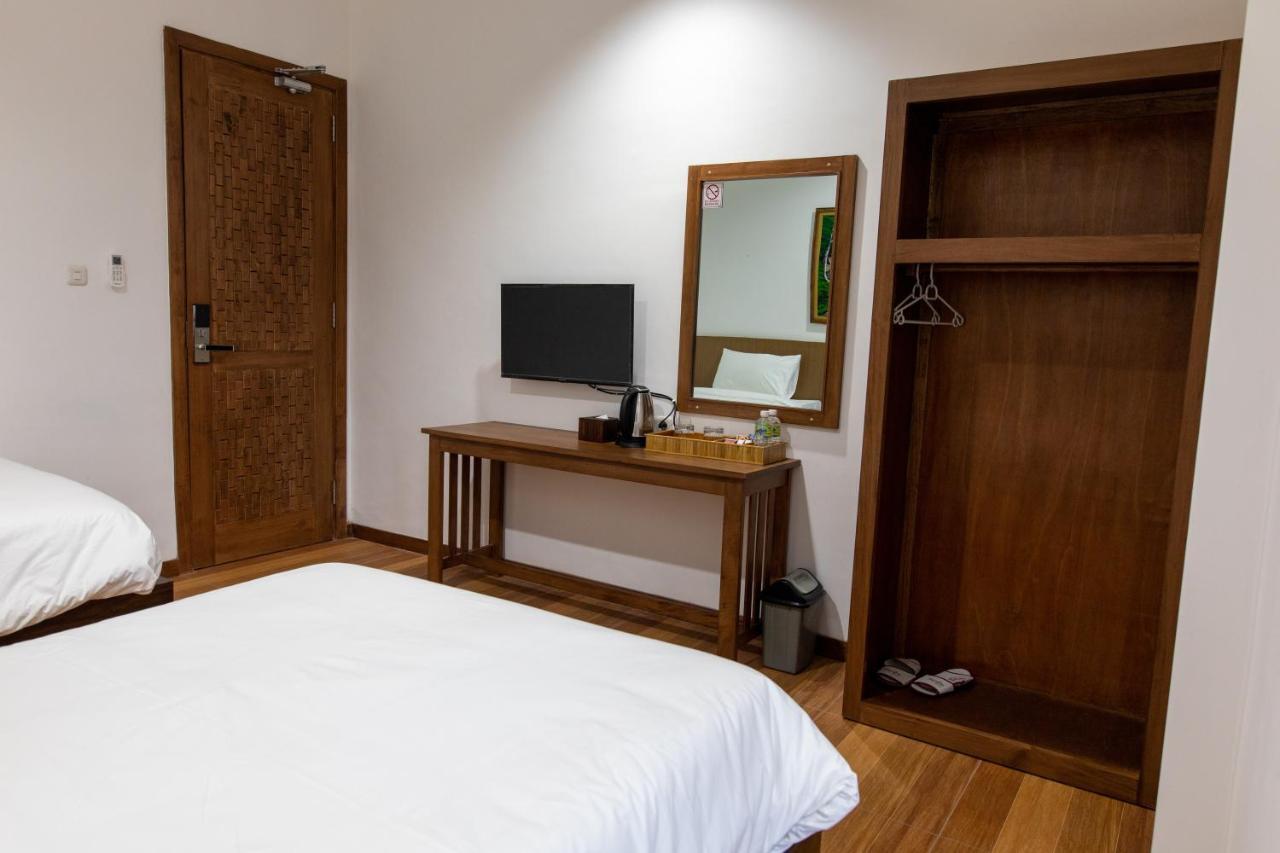 Baratha Hotel & Resto Bondowoso Εξωτερικό φωτογραφία