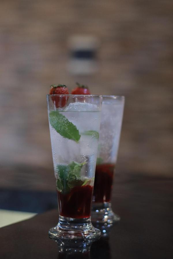 Baratha Hotel & Resto Bondowoso Εξωτερικό φωτογραφία